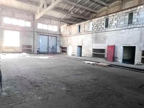 комерційна за адресою Свободи вул. (Горького), 1