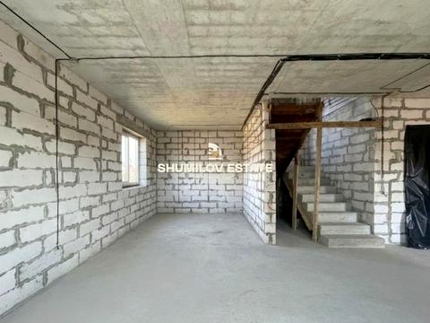 будинок за адресою горіхова, 71