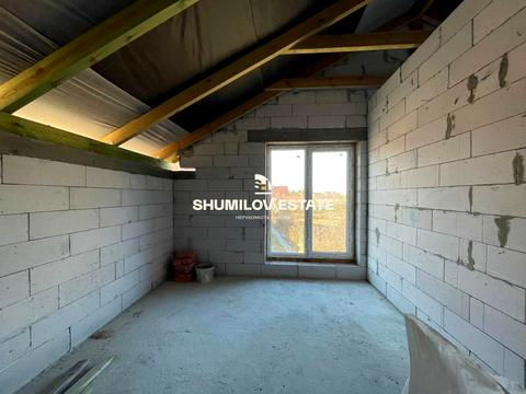 будинок за адресою горіхова, 71