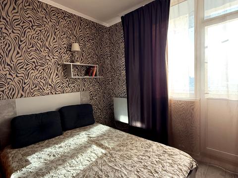 квартира за адресою Київ, Сім'ї Стешенків вул. (Тимофія Строкача), 9