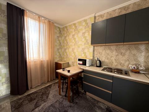 квартира за адресою Київ, Сім'ї Стешенків вул. (Тимофія Строкача), 9