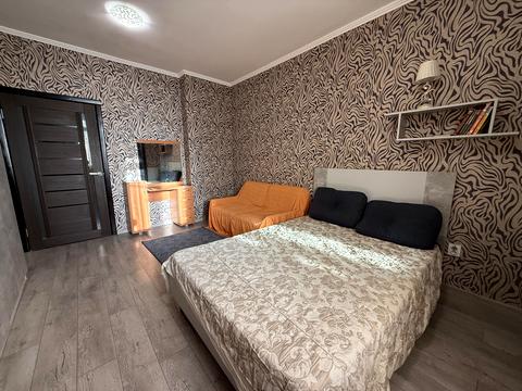 квартира за адресою Київ, Сім'ї Стешенків вул. (Тимофія Строкача), 9