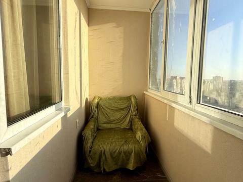 квартира за адресою Київ, Сім'ї Стешенків вул. (Тимофія Строкача), 9