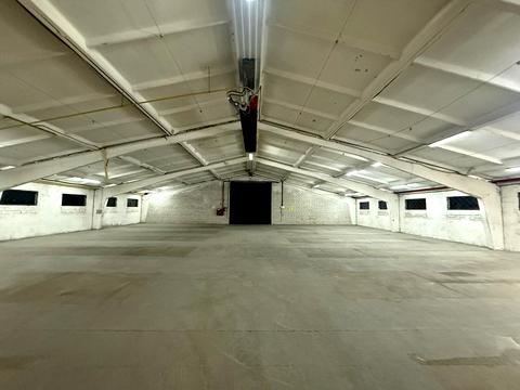 комерційна за адресою Садова вул., 49