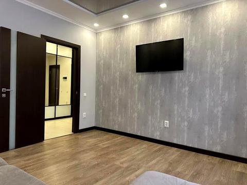 квартира за адресою Михайла Яцкова вул. (), 18