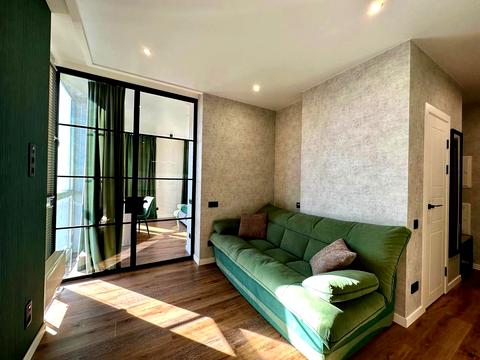 квартира за адресою Салютна вул., 2к2