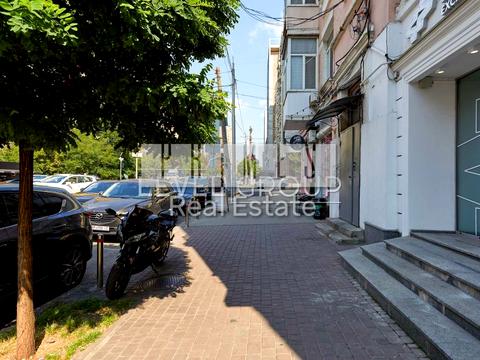 комерційна за адресою Антоновича вул. (Горького), 93