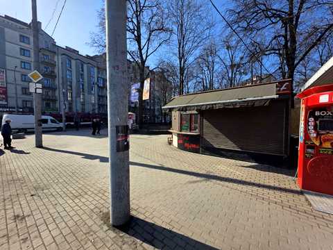 коммерческая по адресу Привокзальна пл., 9