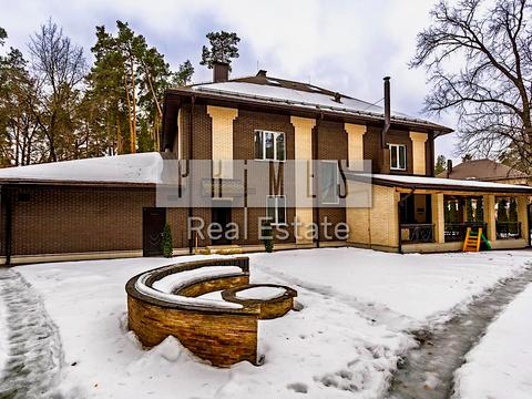 будинок за адресою с. Романків, Сосновий Бір вул.