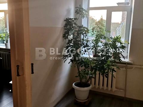 будинок за адресою Дібровна вул.
