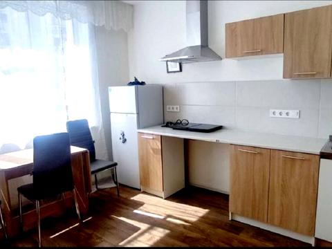 квартира за адресою Академіка Корольова вул., 22