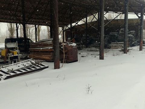 комерційна за адресою Любецька вул., 187