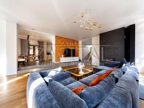 будинок за адресою с. Мощун, Лісна вул.