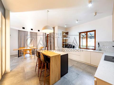 будинок за адресою с. Мощун, Лісна вул.