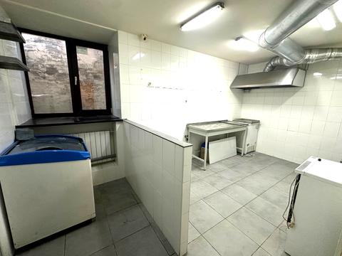 комерційна за адресою Гоголівська вул., 49
