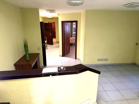 комерційна за адресою Гоголівська вул., 49