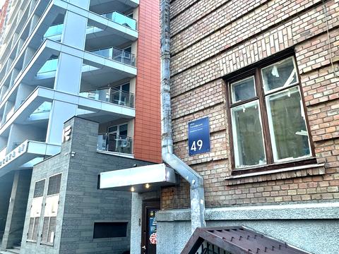 комерційна за адресою Гоголівська вул., 49