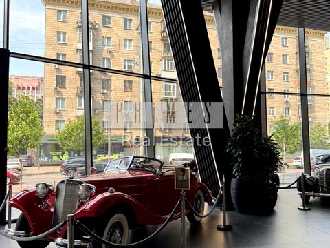 комерційна за адресою Предславинська вул., 44