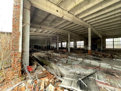 комерційна за адресою Любецька вул., 187