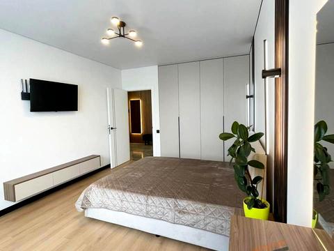 квартира за адресою Володимира Великого вул. (Артема), 10е