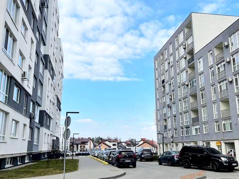 квартира за адресою Володимира Великого вул. (Артема), 10е