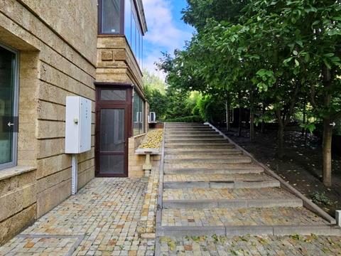 комерційна за адресою Лук'янівський пров., 2а