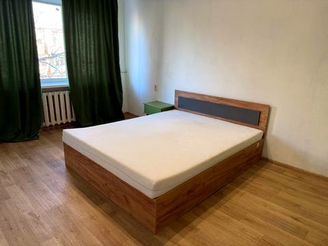 квартира за адресою Мілютенка вул., 16