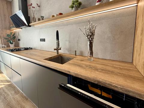 будинок за адресою Павла Глазового вул. (Олега Кошового), (Будинок)