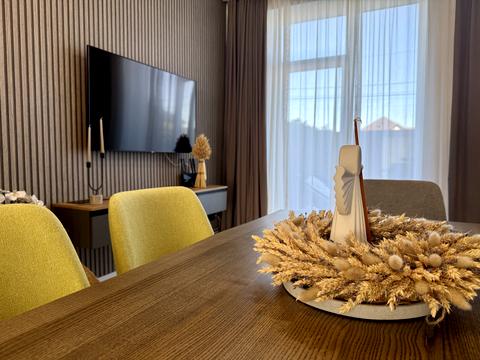 будинок за адресою Павла Глазового вул. (Олега Кошового), (Будинок)