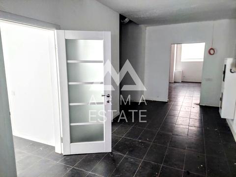 коммерческая по адресу Івана Франка ул., 6