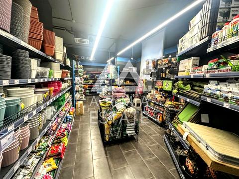 коммерческая по адресу Івана Франка ул., 6