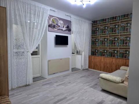 квартира за адресою Івана Мазепи просп. (Петровського), 25