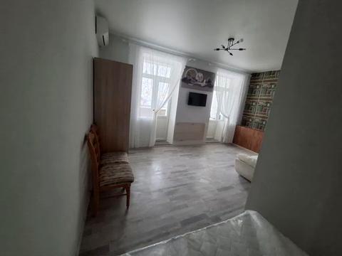 квартира за адресою Івана Мазепи просп. (Петровського), 25