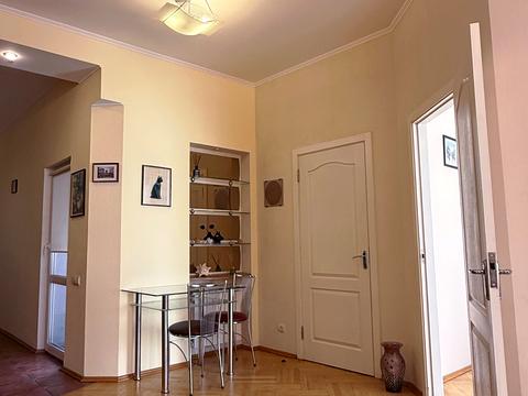 квартира по адресу Круглоуниверситетская ул., 13