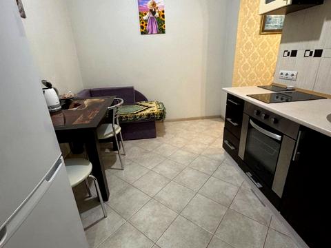 квартира за адресою Сім'ї Стешенків вул. (Тимофія Строкача), 9