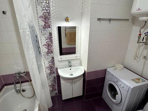 квартира за адресою Сім'ї Стешенків вул. (Тимофія Строкача), 9