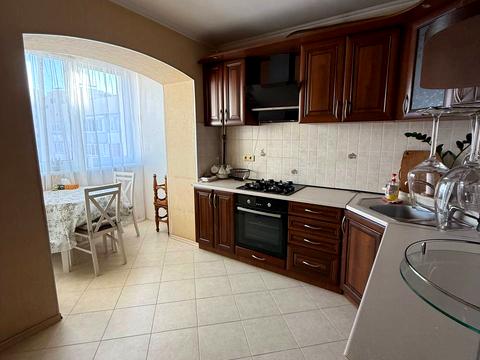 квартира за адресою Євгена Чикаленка вул., 59д