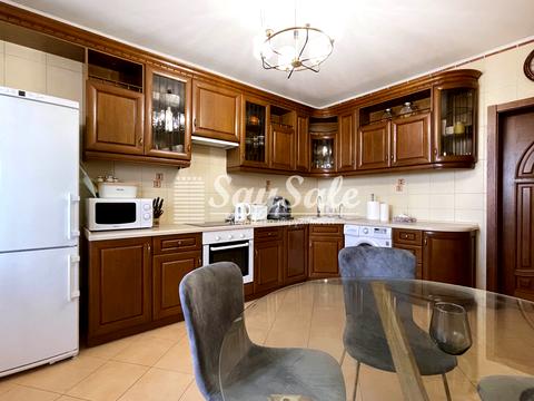 квартира по адресу Голосеевский просп. (40-летия Октября), 130/57