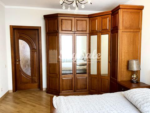 квартира по адресу Голосеевский просп. (40-летия Октября), 130/57