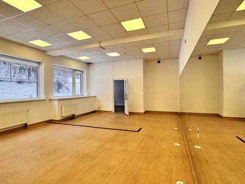 комерційна за адресою Бойківська вул., 5а