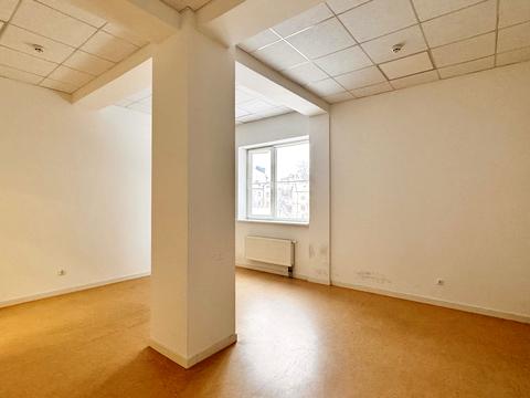 комерційна за адресою Бойківська вул., 5а