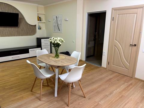 квартира за адресою Регенераторна вул., 4 к5