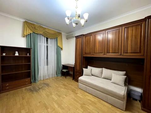 квартира за адресою Хрещатик вул. (Kreschatic), 15