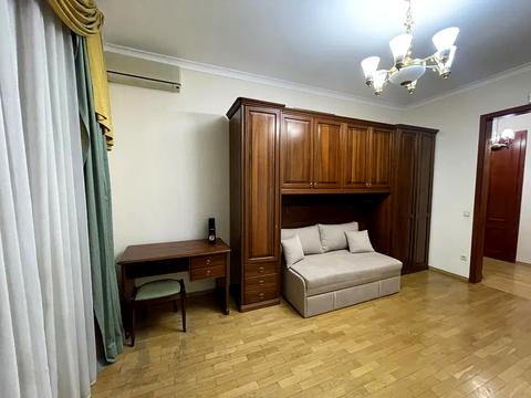 квартира за адресою Хрещатик вул. (Kreschatic), 15