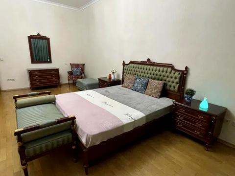 квартира за адресою Хрещатик вул. (Kreschatic), 15