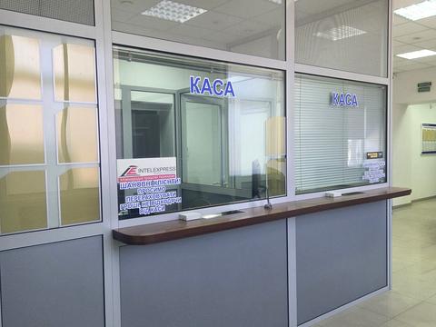 комерційна за адресою Мостова, 4