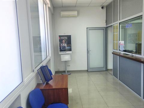 комерційна за адресою Мостова, 4