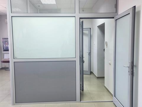 комерційна за адресою Мостова, 4