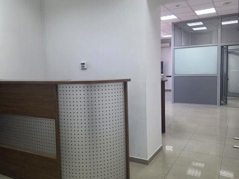 комерційна за адресою Мостова, 4