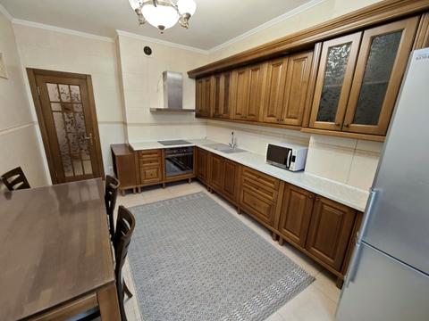 квартира за адресою Київ, Щекавицька вул., 30/39